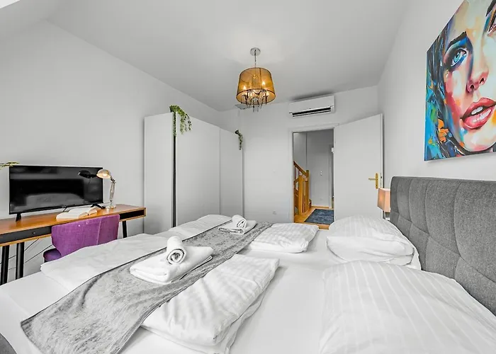 Bedrooms Center, 3 Terraces Appartamento *